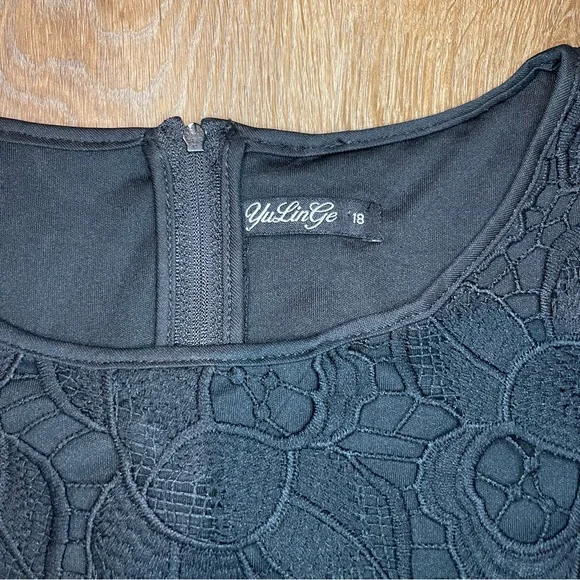 Lange Elegant Black Lace Midi Dress Size 18 - Picture 2 of 4